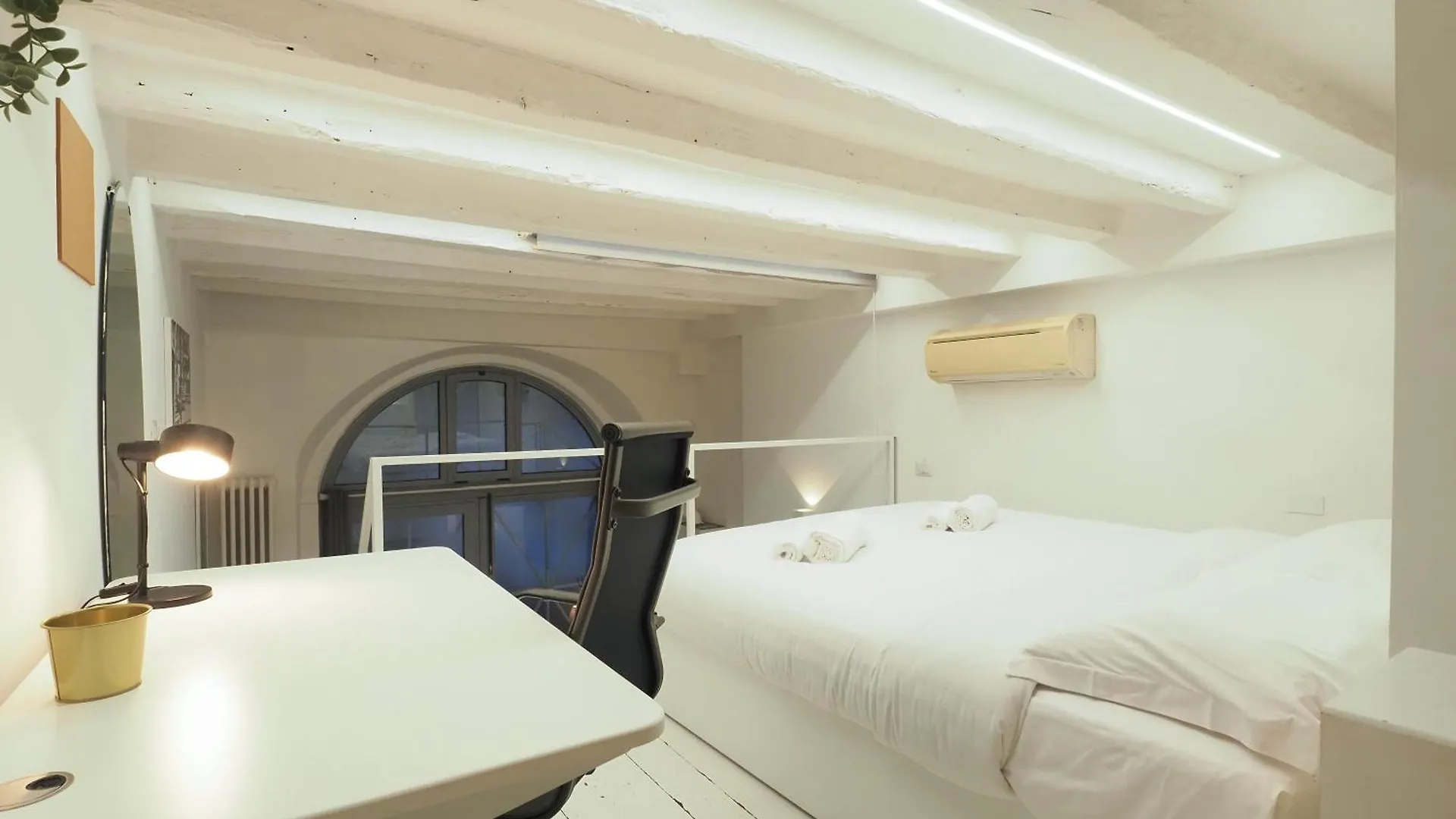 Primopiano - San Gottardo Apartman Milánó Olaszország